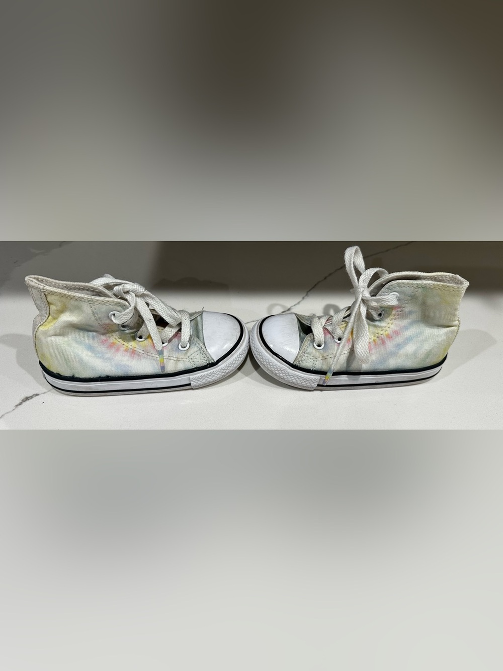 CONVERSE Toddlers Hi Tops Lemon Meringue Tie Dye Shoes Sz 7 761264c Distressed